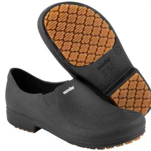 SAPATO OCUPACIONAL CLASSIC COM SALTO PRETO VONDER CA42726